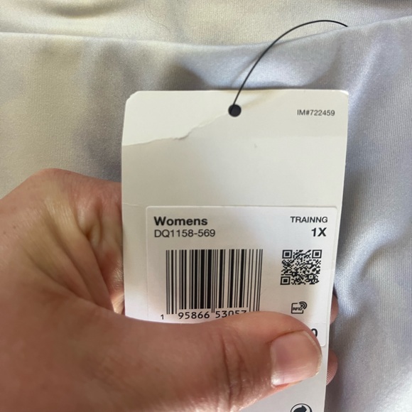 Nike One Women’s Icon Clash Purple/White Tie Dye Crop Leggings NWT size 1x - Picture 4 of 5